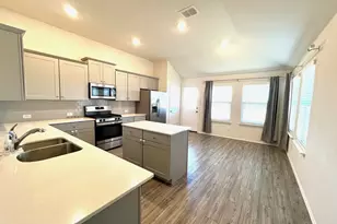 2301 Rosaline Dr, Aubrey, TX 76227 - Photo 9