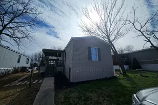 5714 Shoreline Cir S, Fort Worth, TX 76119 - Photo 17