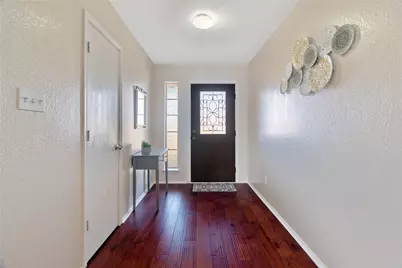 2048 Waterfield Court, Grand Prairie, TX 75052 - Photo 5