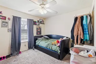 1109 Mountain View St, Glenn Heights, TX 75154 - Photo 9