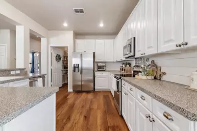 10124 Cedar Lake Drive, Providence Village, TX 76227 - Photo 11