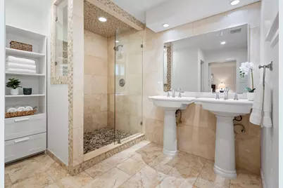 6251 Danbury Lane, Dallas, TX 75214 - Photo 17