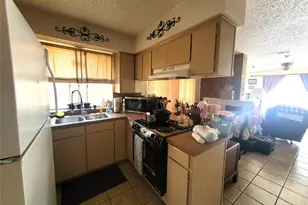 2205 Viewtop Ln, Arlington, TX 76012 - Photo 19