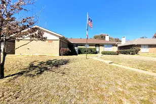 2205 Viewtop Ln, Arlington, TX 76012 - Photo 3