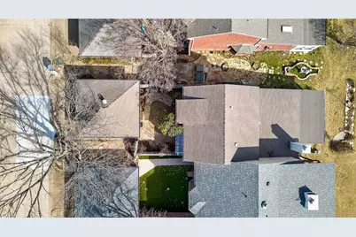 714 Pebble Beach Drive, Garland, TX 75043 - Photo 33