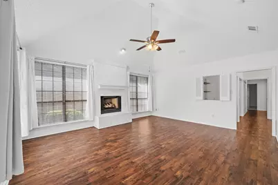 1205 Olde Towne Drive, Irving, TX 75061 - Photo 3