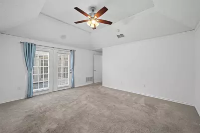 1205 Olde Towne Drive, Irving, TX 75061 - Photo 15