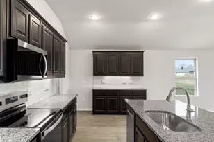 1120 Rushing Ct, Aubrey, TX 76227 - Photo 5