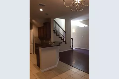 243 Sherburne Street, Lewisville, TX 75067 - Photo 3