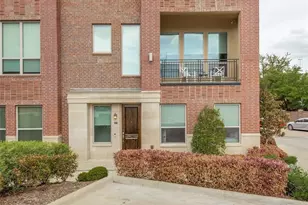 101 Decker Ct, Irving, TX 75062 - Photo 3