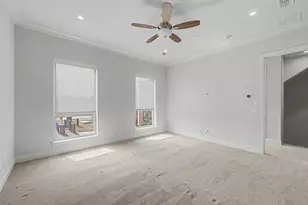 101 Decker Ct, Irving, TX 75062 - Photo 19