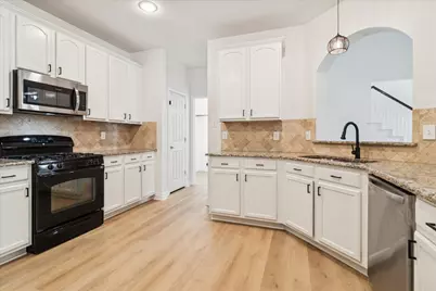 1116 Charleston Lane, Savannah, TX 76227 - Photo 11