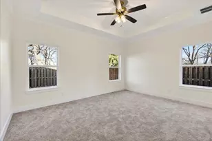 114 Castlewood Rd, Enchanted Oaks, TX 75156 - Photo 17