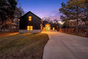 114 Castlewood Rd, Enchanted Oaks, TX 75156 - Photo 1