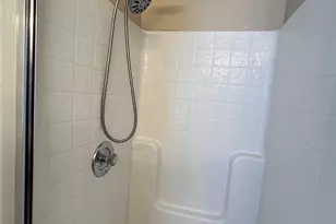 875 Shoal Creek Dr, Arlington, TX 76001 - Photo 15