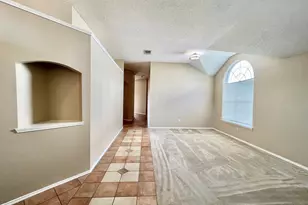 875 Shoal Creek Dr, Arlington, TX 76001 - Photo 7