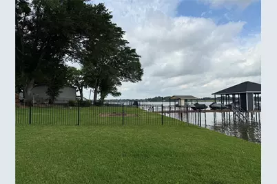 11186 Lakeside Lane, Mabank, TX 75156 - Photo 13