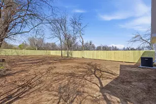 3840 Waldorf St, Fort Worth, TX 76119 - Photo 33