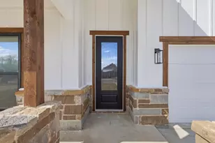 3840 Waldorf St, Fort Worth, TX 76119 - Photo 3