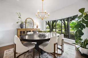 10544 Cox Ln, Dallas, TX 75229 - Photo 11