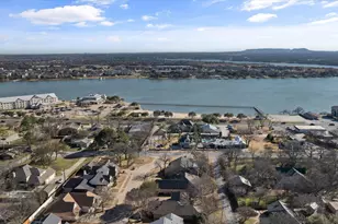 211 Turner Cir, Granbury, TX 76048 - Photo 35