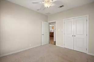 211 Turner Cir, Granbury, TX 76048 - Photo 23