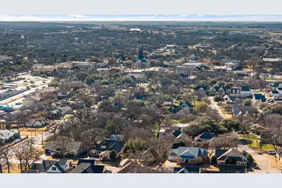 211 Turner Circle, Granbury, TX 76048 - Photo 35