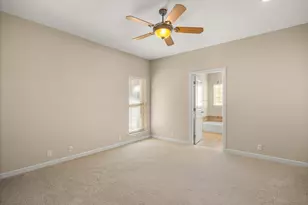 211 Turner Cir, Granbury, TX 76048 - Photo 17