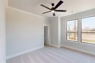 2339 4th St, Grand Prairie, TX 75051 - Photo 19