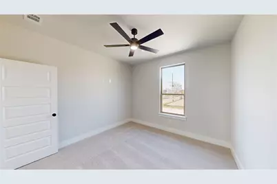 2339 4th Street, Grand Prairie, TX 75051 - Photo 17