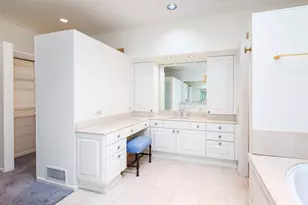 5805 Farquhar Ln, Dallas, TX 75209 - Photo 21