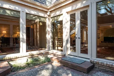 5805 Farquhar Lane, Dallas, TX 75209 - Photo 25