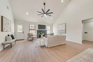 4145 Briar Hill Dr, Grand Prairie, TX 75052 - Photo 5