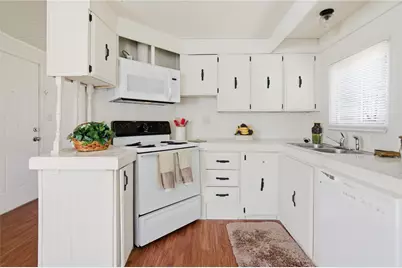 1329 Fox Hollow Court, Pelican Bay, TX 76020 - Photo 15