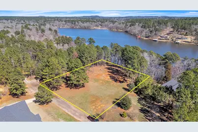 568 Lake Gladewater Drive, Gladewater, TX 75647 - Photo 3