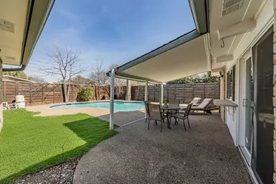 714 Woodlawn Lane, Grand Prairie, TX 75052 - Photo 21