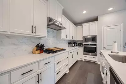 6029 Mapleshade Way, Little Elm, TX 76227 - Photo 9