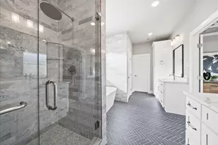 6421 Starlight Ranch Rd, Godley, TX 76044 - Photo 23