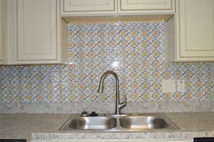 5563 Richardson St, Fort Worth, TX 76119 - Photo 7