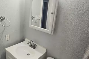 5563 Richardson St, Fort Worth, TX 76119 - Photo 11