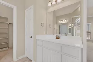 909 Foxtail Dr, Mansfield, TX 76063 - Photo 21