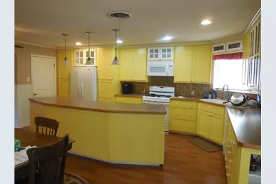 209 Breckenridge Highway, Ranger, TX 76470 - Photo 7