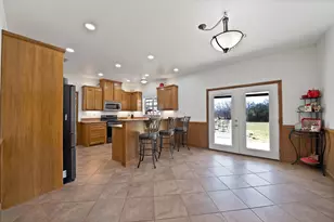 151 Roble Ct, Weatherford, TX 76088 - Photo 11