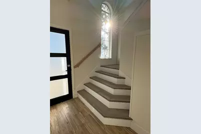 2801 Country Villa Circle, Carrollton, TX 75006 - Photo 5