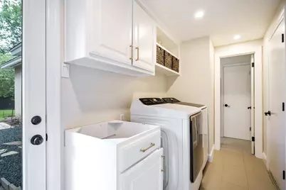 12208 Treeview Lane, Farmers Branch, TX 75234 - Photo 27