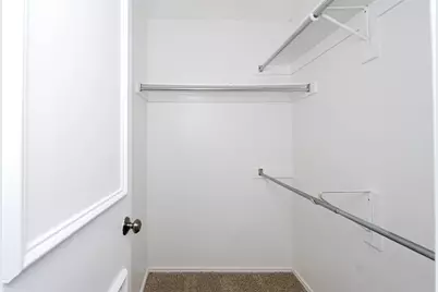 709 Raywood Drive, Grand Prairie, TX 75052 - Photo 9