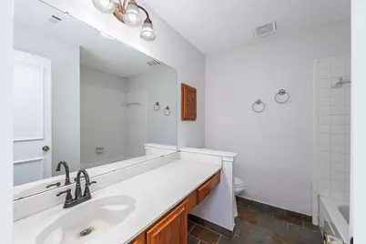 709 Raywood Drive, Grand Prairie, TX 75052 - Photo 11