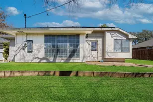 709 Raywood Dr, Grand Prairie, TX 75052 - Photo 17