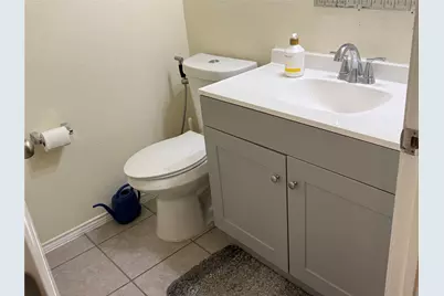 4353 Annesley Lane, Irving, TX 75062 - Photo 9