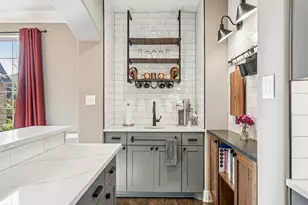 9025 Thompson Dr, Lantana, TX 76226 - Photo 5